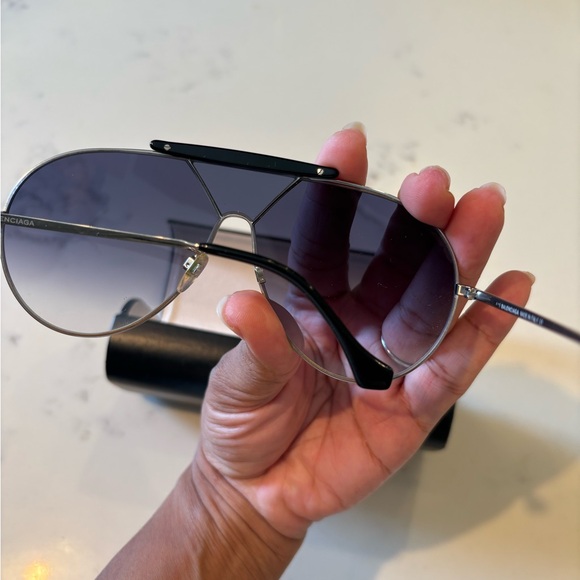 Balenciaga Silver Aviator Sunglasses with Gradient Lenses - Picture 1 of 6